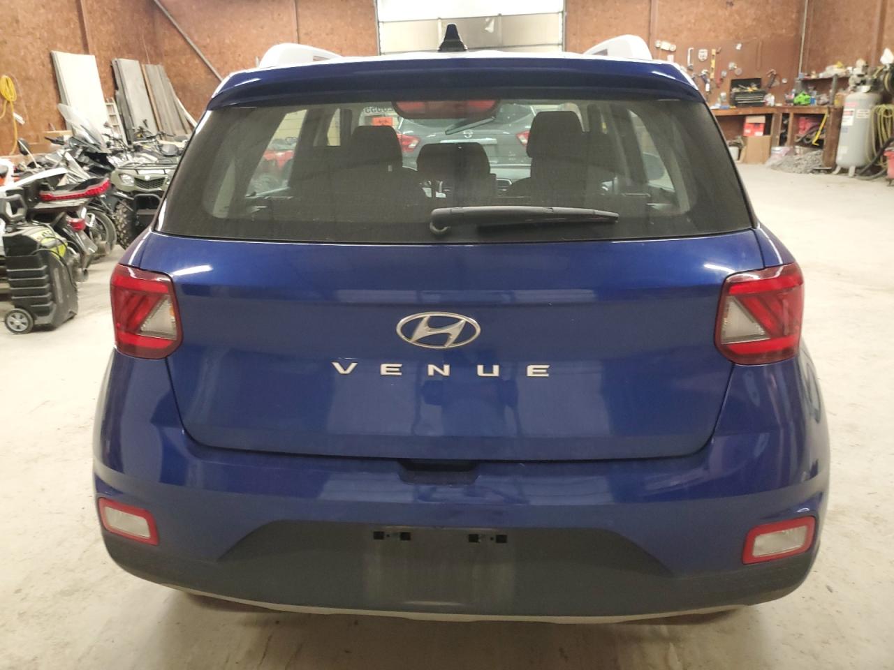 2021 Hyundai Venue Sel VIN: KMHRC8A36MU126329 Lot: 63923555