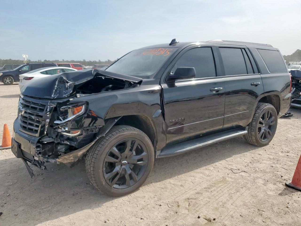 2018 Chevrolet Tahoe C1500 Premier black null gas 1GNSCCKJ2JR398453 photo #1