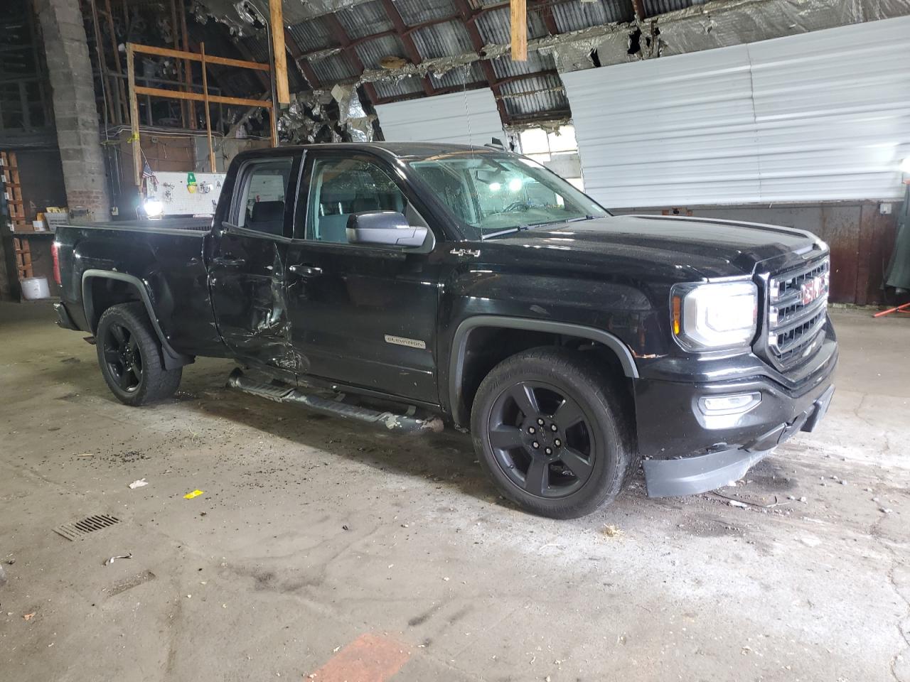 1gtv2mec5jz182267 1GTV2MEC5JZ182267 2018 GMC Sierra K1500 Sle