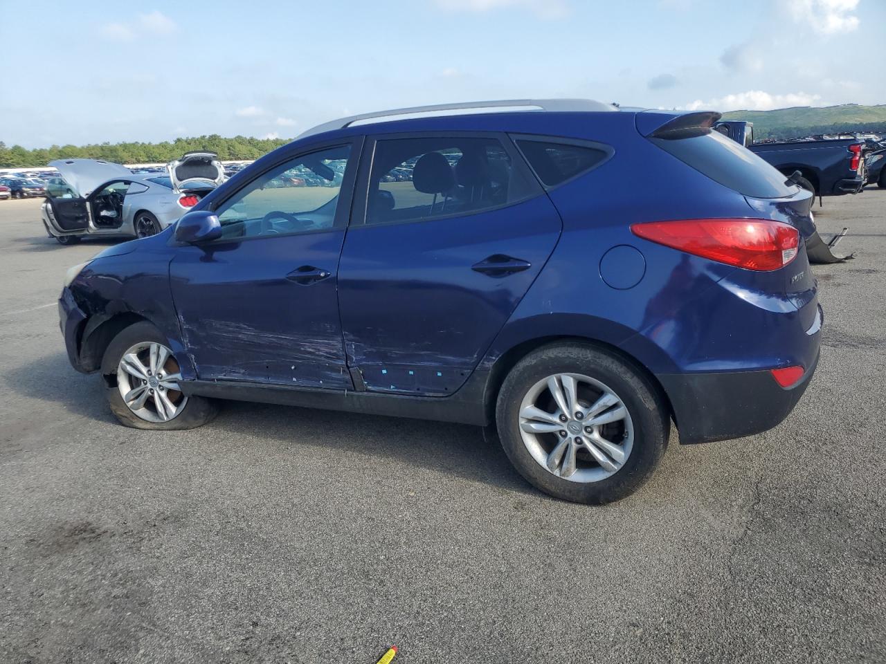 2010 Hyundai Tucson Gls VIN: KM8JUCAC4AU022740 Lot: 64800865