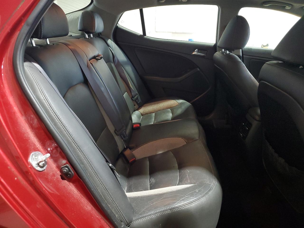 2012 Kia Optima Sx VIN: 5XXGR4A64CG045668 Lot: 63618195