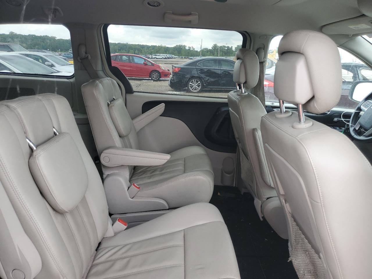 2013 Chrysler Town & Country Touring VIN: 2C4RC1BG5DR605304 Lot: 65559635