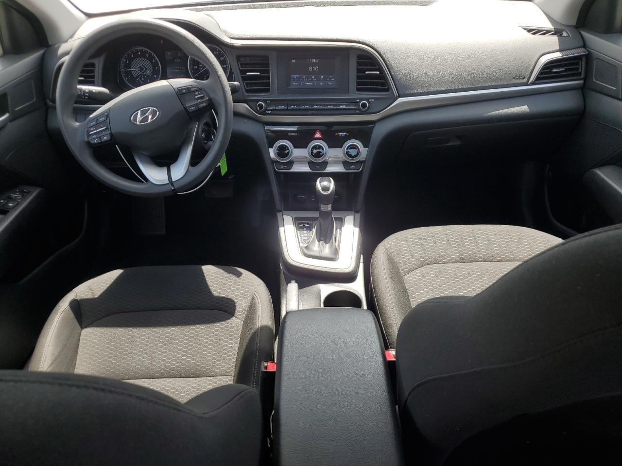 2019 Hyundai Elantra Se VIN: 5NPD74LF9KH447517 Lot: 64010015