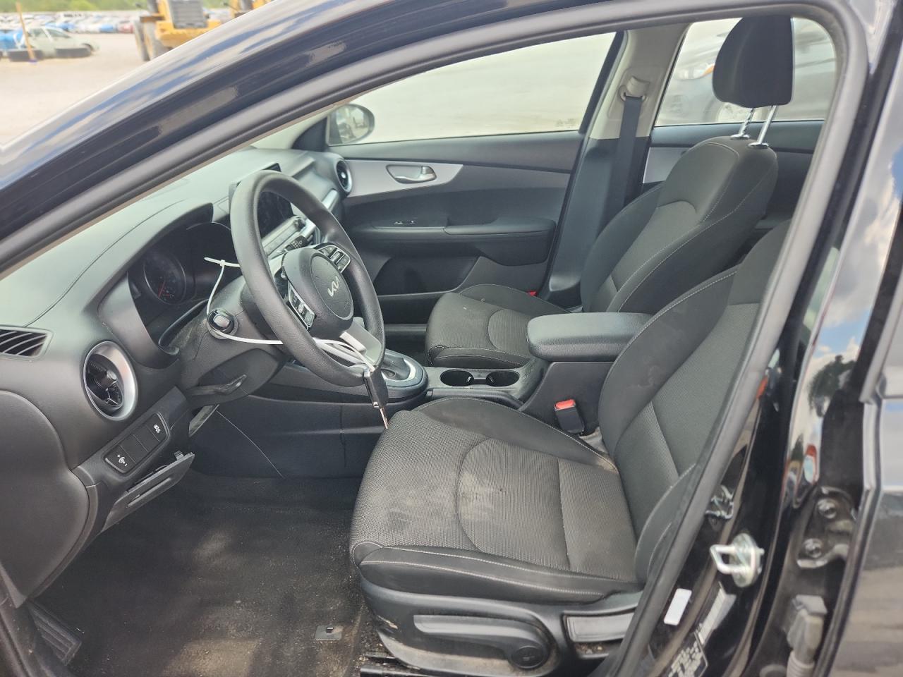 3kpf24ad5re805543 3KPF24AD5RE805543 2024 Kia Forte Lx