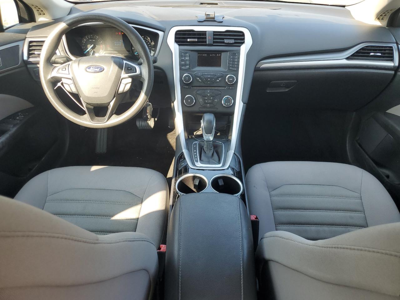2013 Ford Fusion S VIN: 3FA6P0G73DR126857 Lot: 65325565