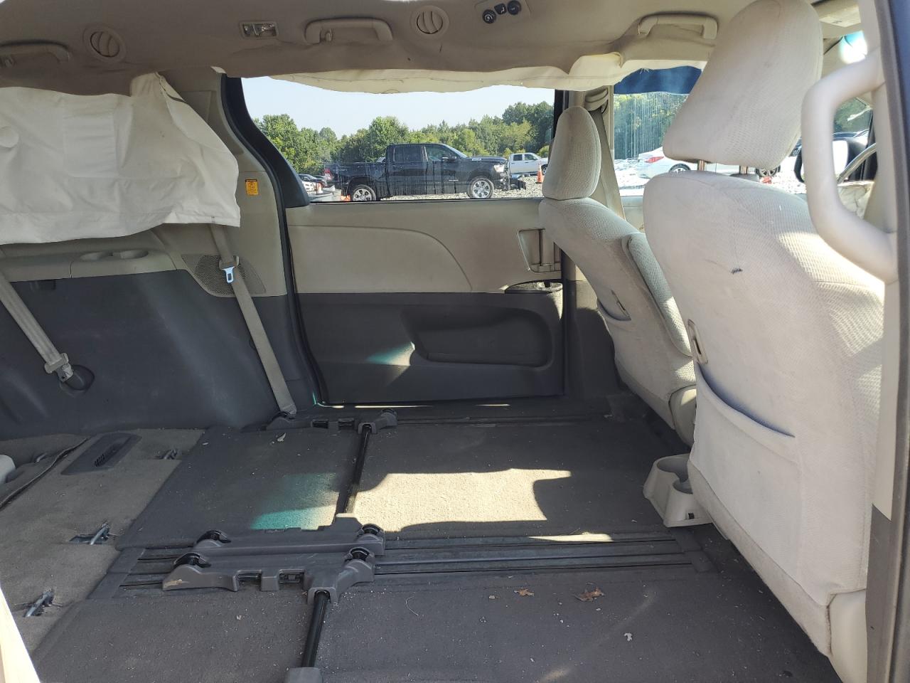5tdkk3dc5bs175322 5TDKK3DC5BS175322 2011 Toyota Sienna Le
