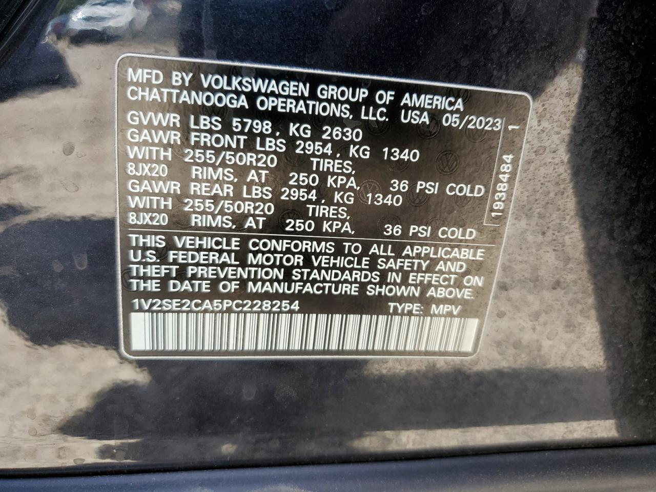 1v2se2ca5pc228254 1V2SE2CA5PC228254 2023 Volkswagen Atlas Cross Sport Sel R-Line