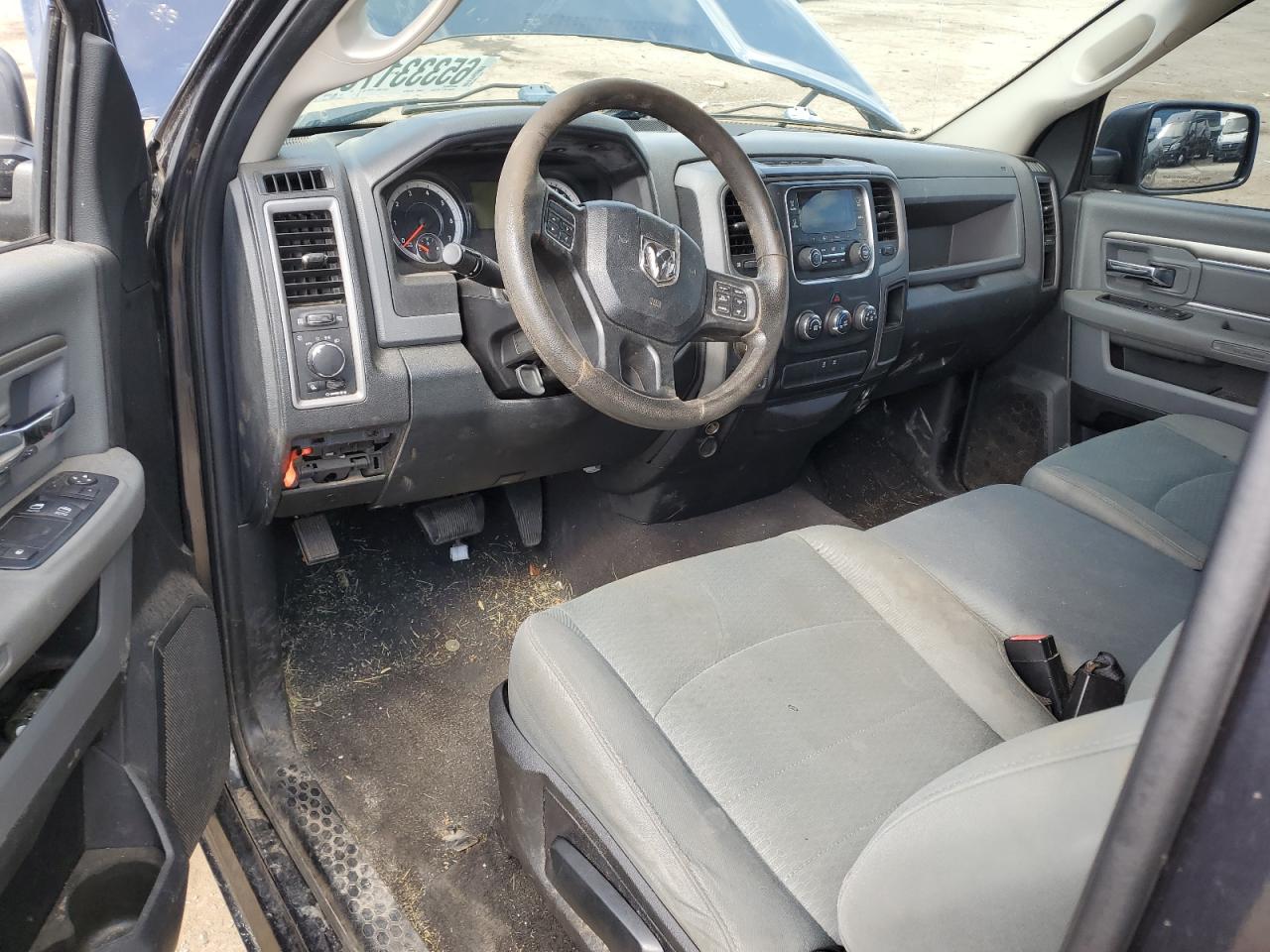 2016 Ram 1500 St VIN: 3C6JR7DT2GG270920 Lot: 65333175