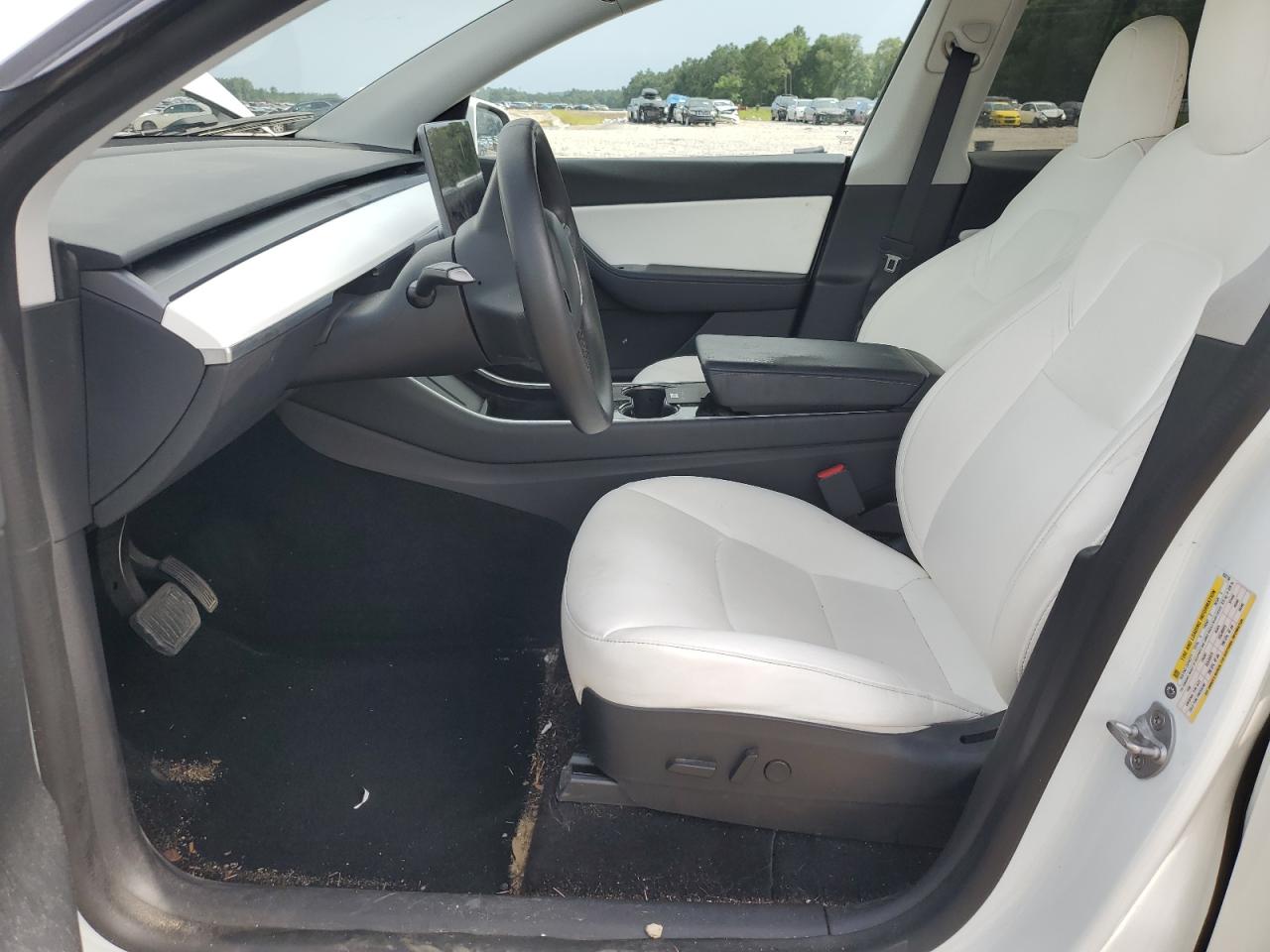2020 Tesla Model Y VIN: 5YJYGDEE3LF032750 Lot: 63145135