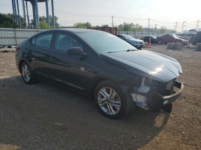  HYUNDAI ELANTRA 2019 Czarny