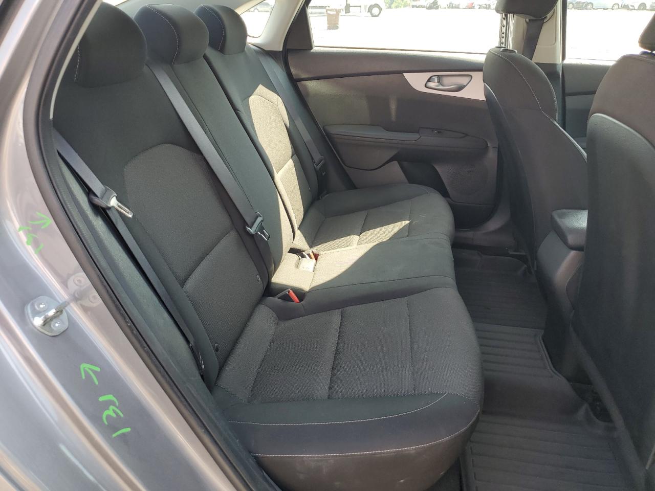 3KPF24AD9RE724867 2024 Kia Forte Lx