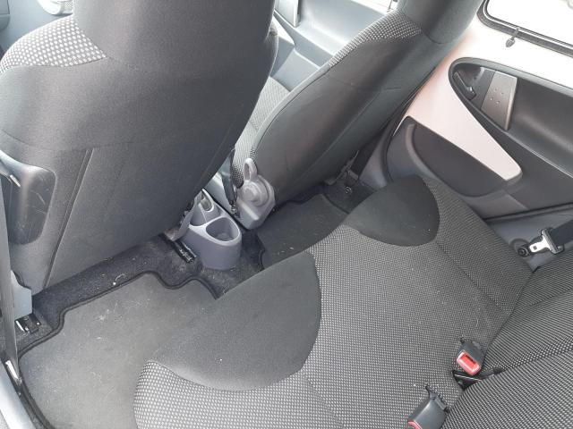 2011 TOYOTA AYGO GO VV