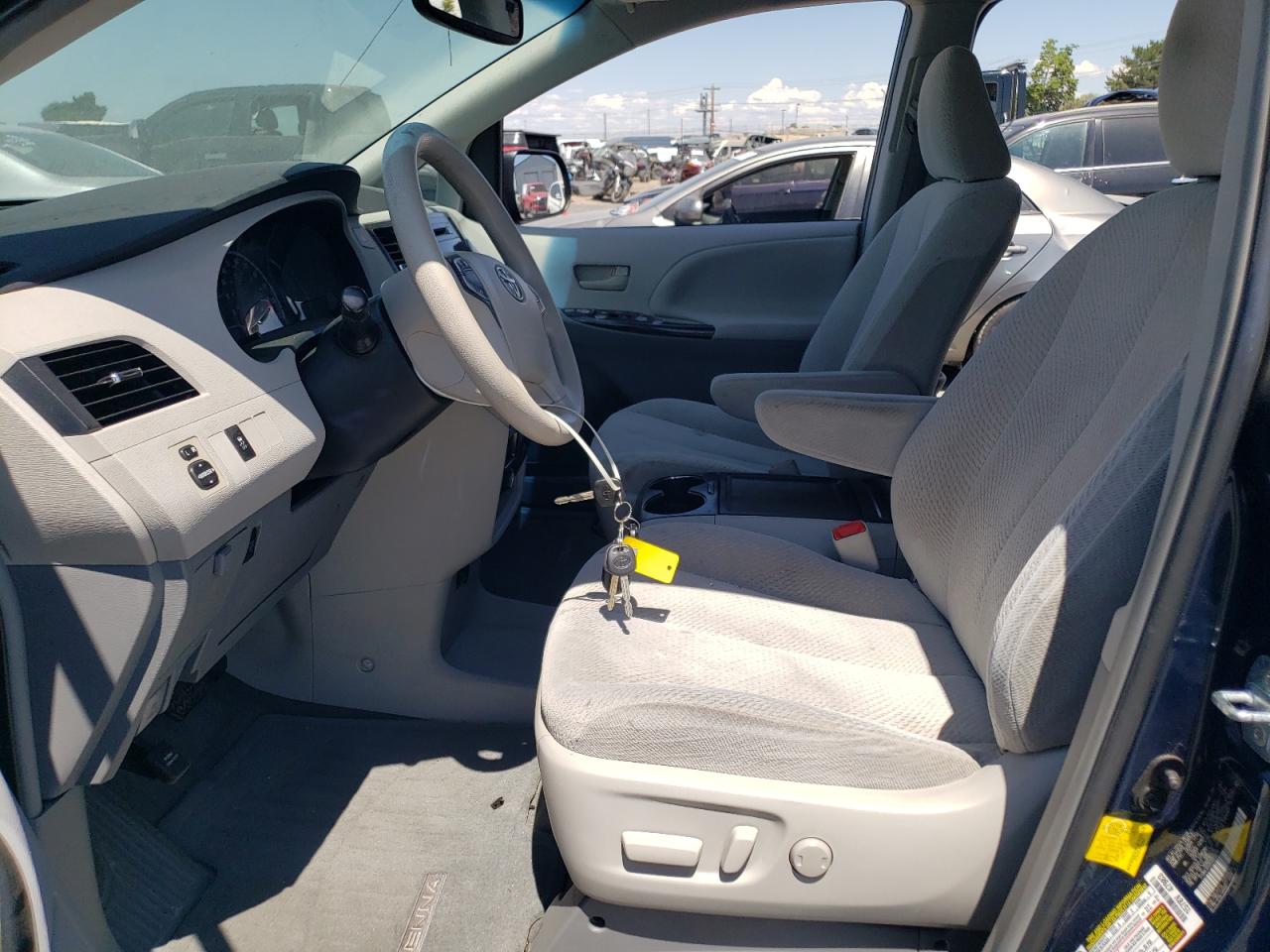 2012 Toyota Sienna Le VIN: 5TDKK3DC0CS229644 Lot: 65696185