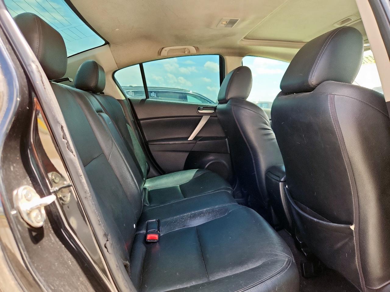 2010 Mazda 3 S VIN: JM1BL1S54A1268091 Lot: 64118895