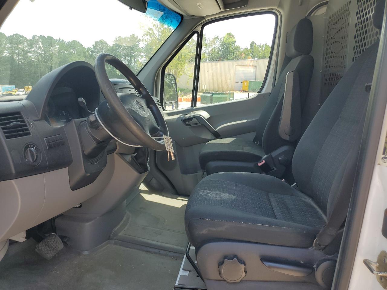 2015 Mercedes-Benz Sprinter 2500 VIN: WD3PE7DCXF5958498 Lot: 65308745