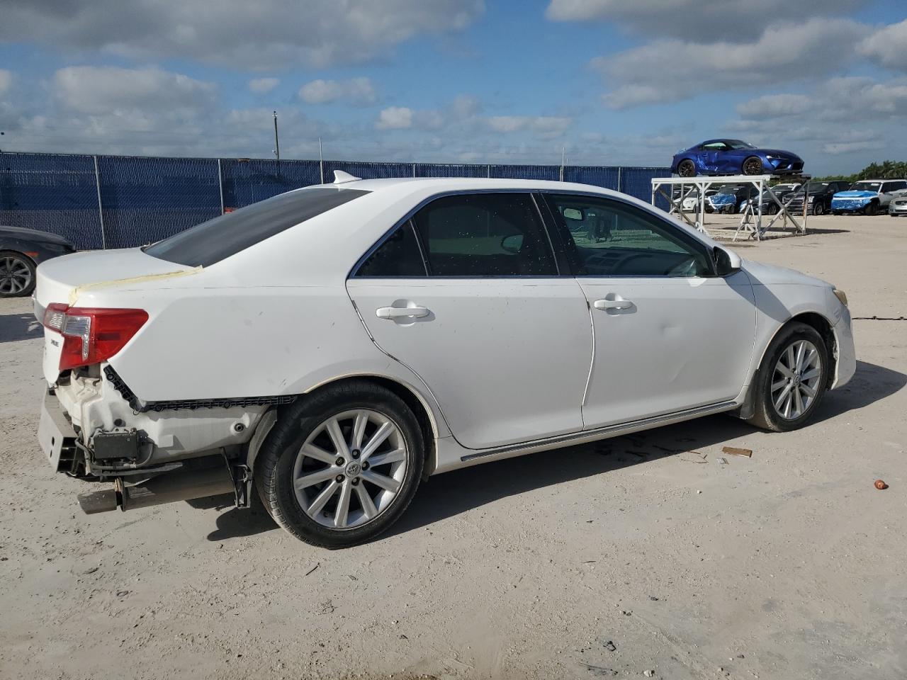 4t1bk1fk8cu521204 4T1BK1FK8CU521204 2012 Toyota Camry Se