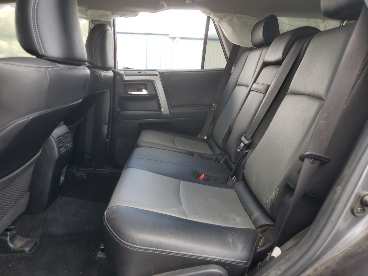 2021 Toyota 4Runner Sr5/Sr5 Premium VIN: JTENU5JR2M5922617 Lot: 64374555