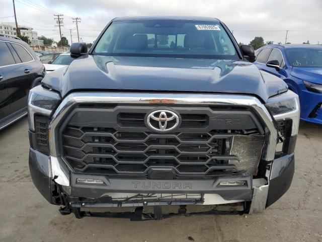  TOYOTA TUNDRA 2023 Gray