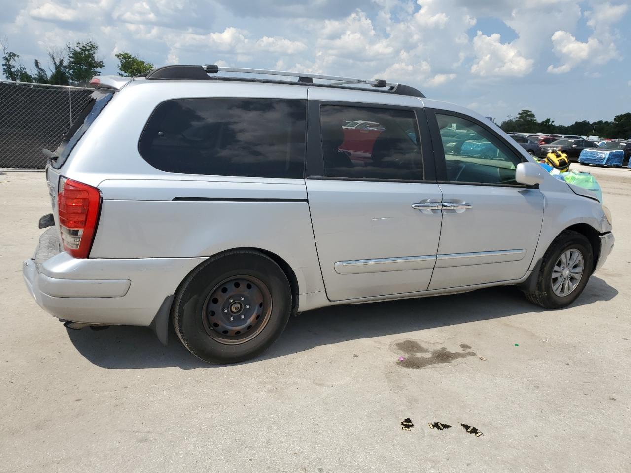 2007 Hyundai Entourage Gls VIN: KNDMC233376027484 Lot: 66347275