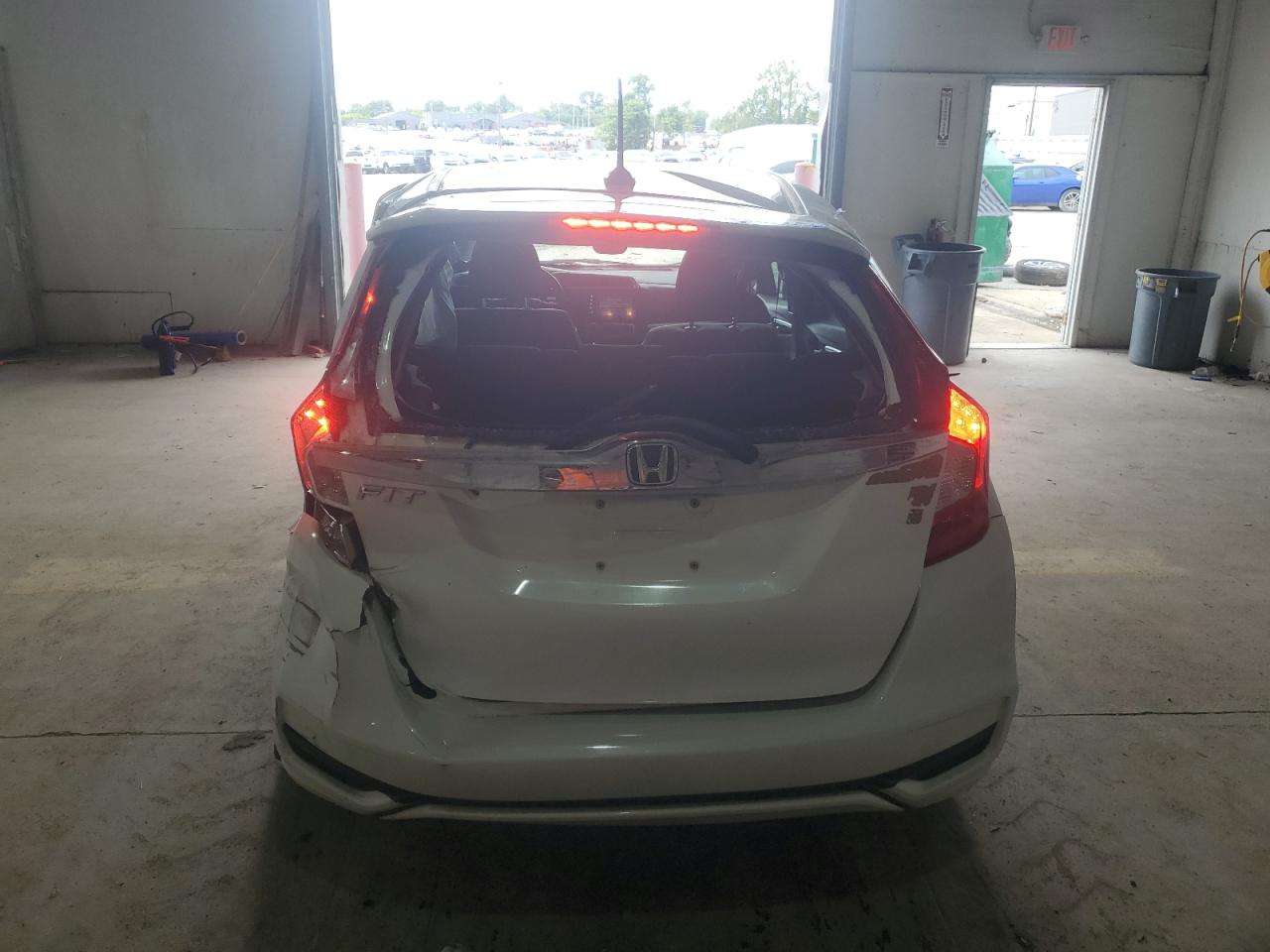 2018 Honda Fit Ex VIN: 3HGGK5H86JM702890 Lot: 76307824