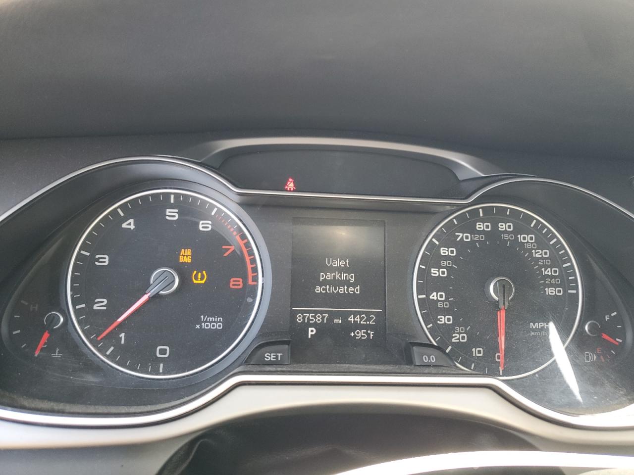 2013 Audi A4 Premium VIN: WAUBFAFL1DN020780 Lot: 64424955