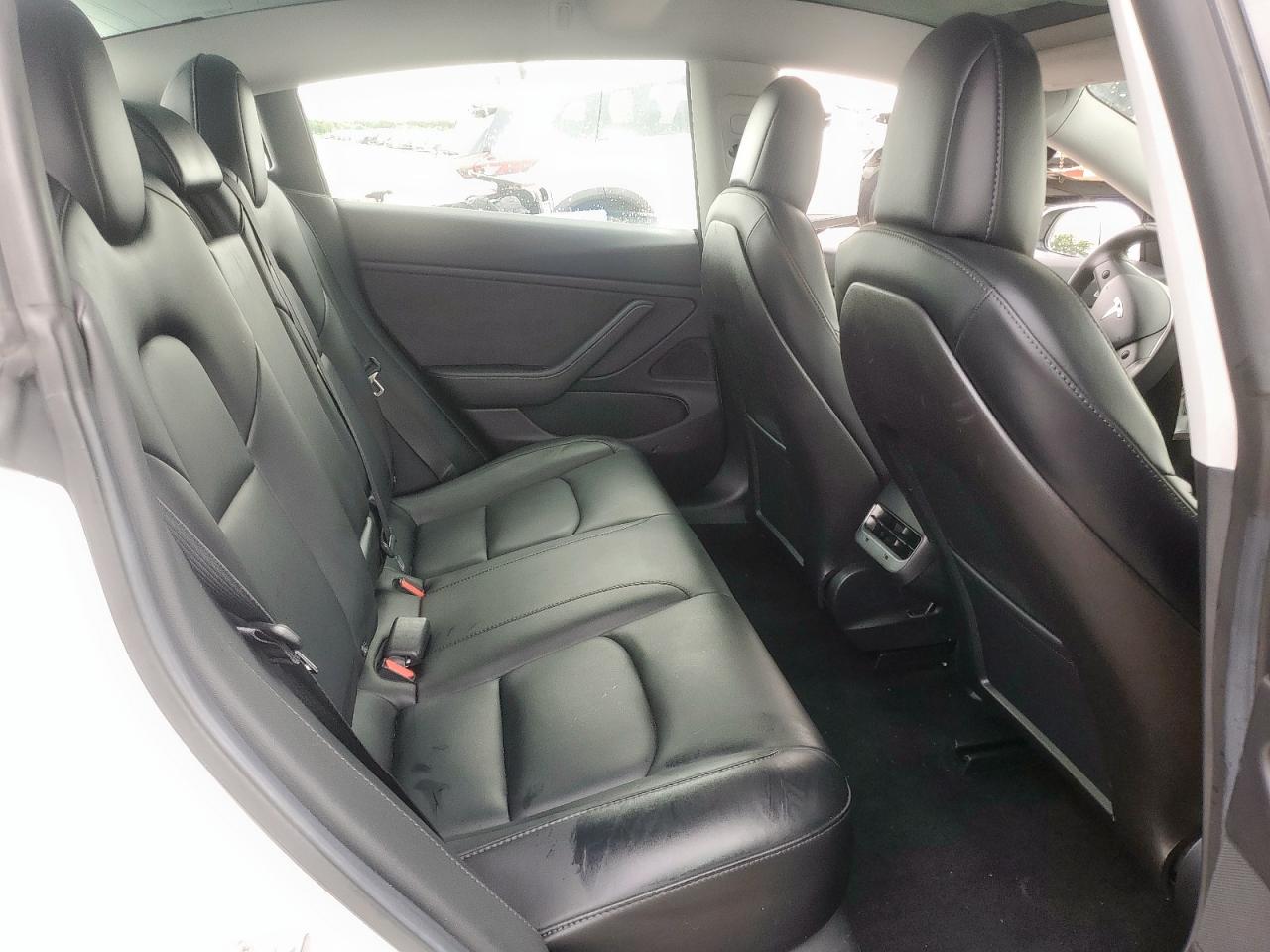 2019 Tesla Model 3 VIN: 5YJ3E1EA0KF428242 Lot: 64811465