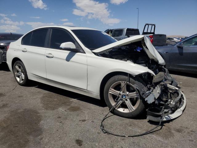  BMW 3 SERIES 2015 Белы