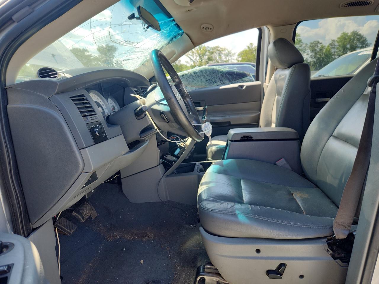 2005 Dodge Durango Slt VIN: 1D4HD48DX5F552747 Lot: 64742155