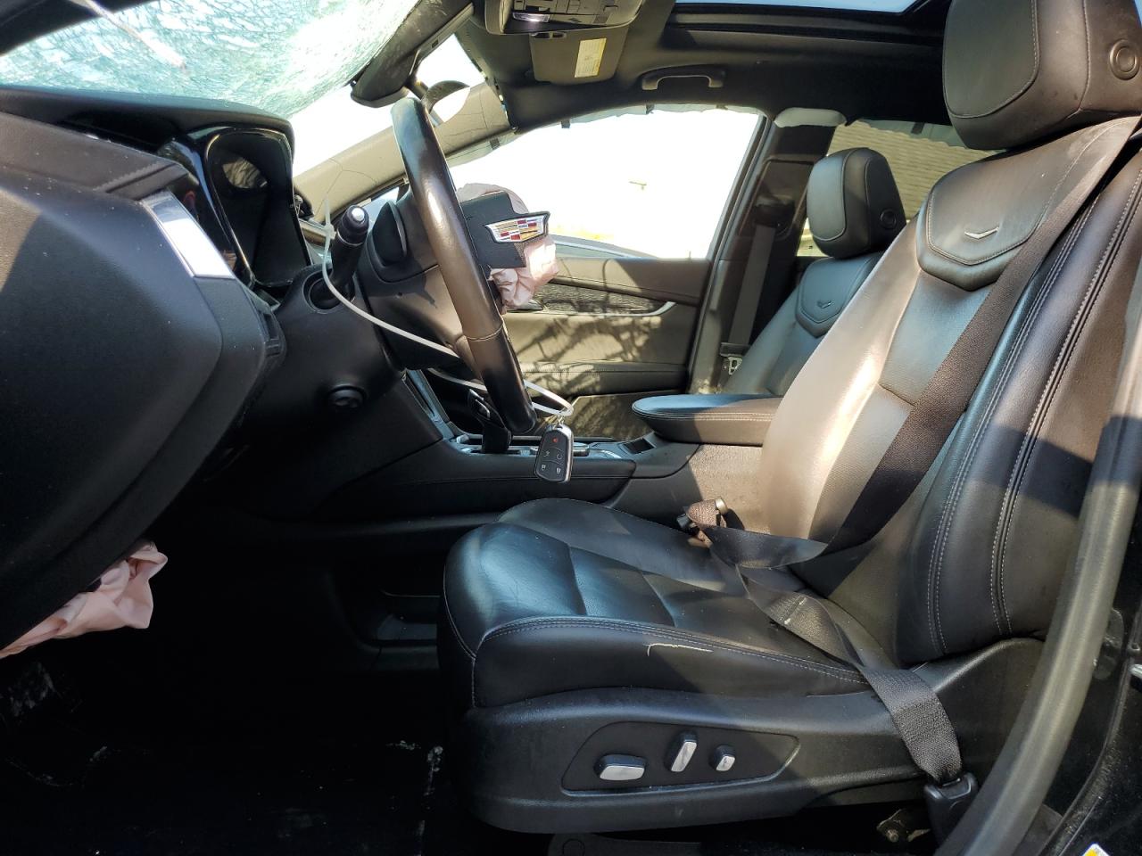 2020 Cadillac Xt5 Premium Luxury VIN: 1GYKNDRS2LZ136257 Lot: 63296975