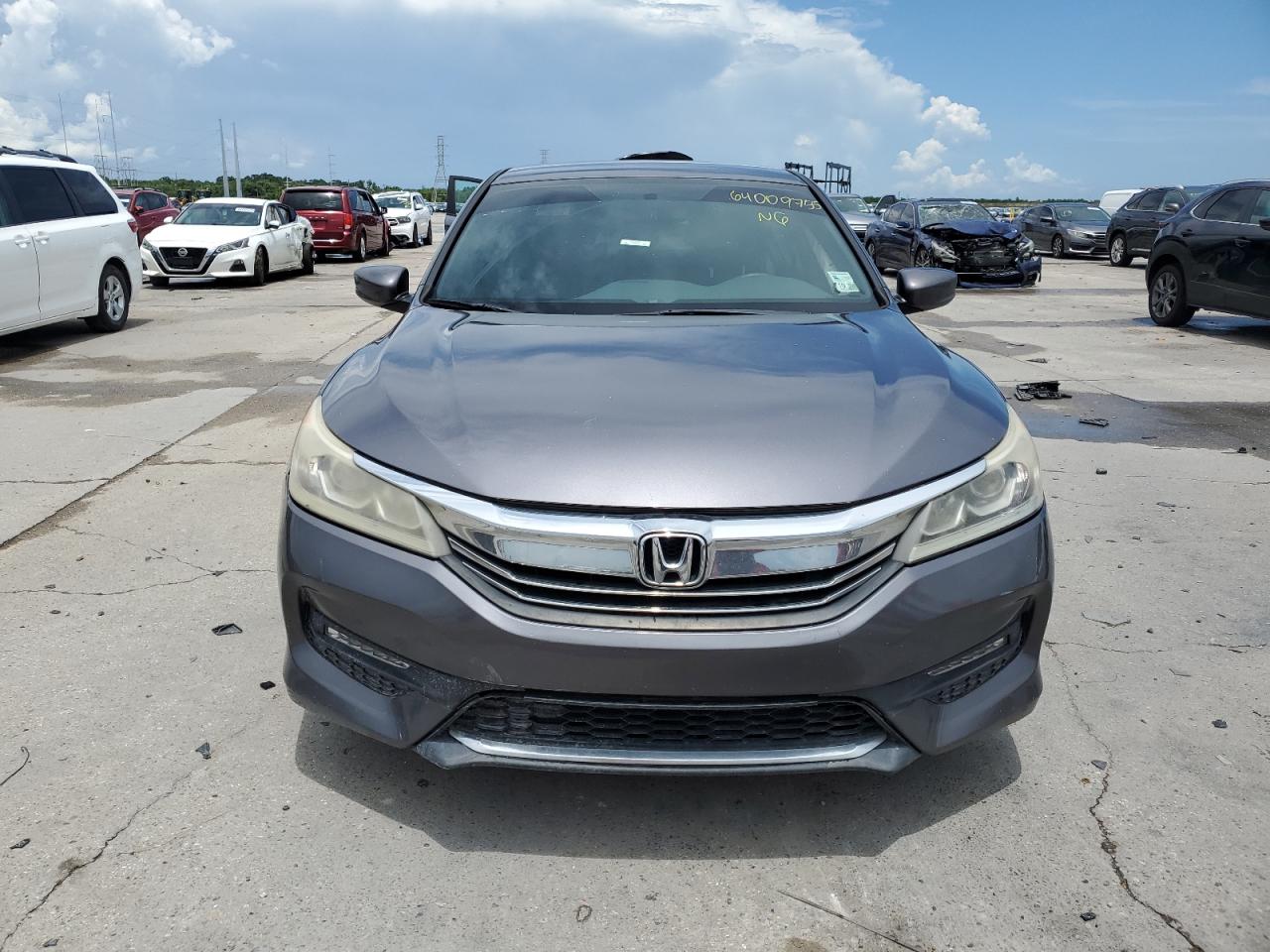 1HGCR2F55HA233297 HONDA ACCORD 2017