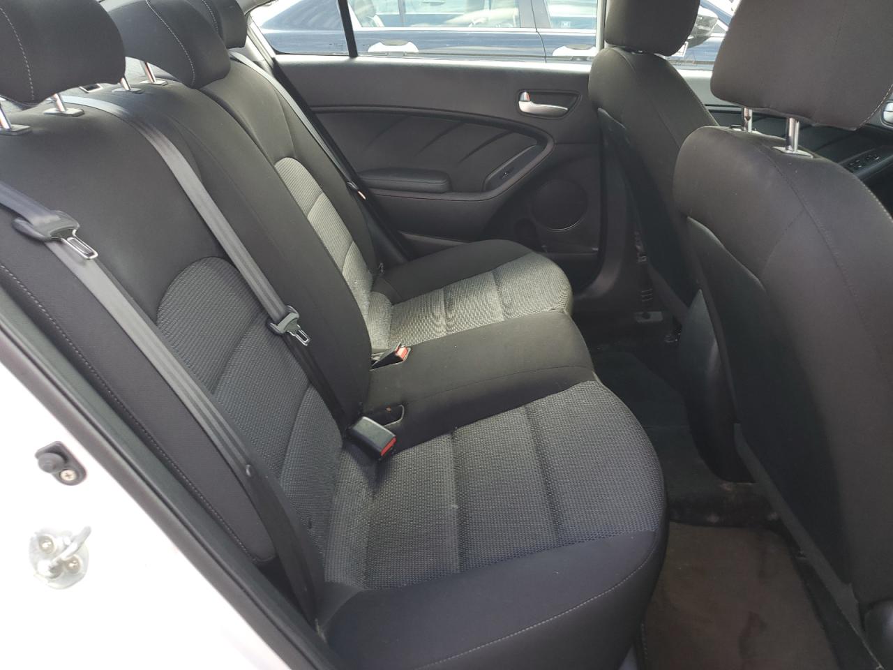 2017 Kia Forte Lx VIN: 3KPFK4A76HE083430 Lot: 64397175