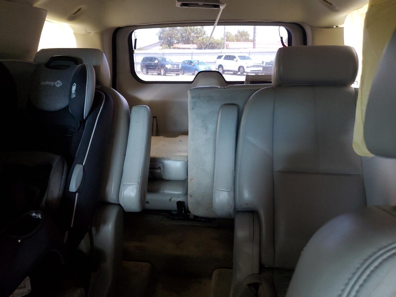 2007 GMC Yukon VIN: 1GKFC130X7R276909 Lot: 63221675
