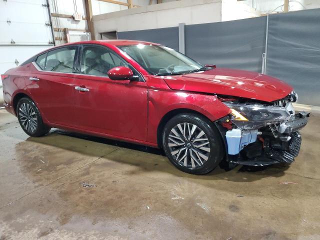  NISSAN ALTIMA 2024 Czerwony