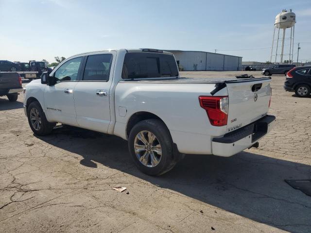  NISSAN TITAN 2018 Biały