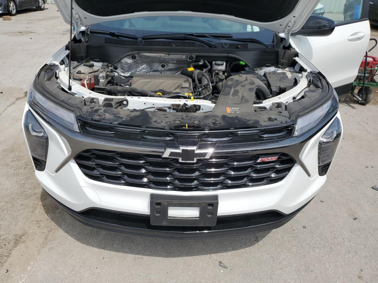 2024 Chevrolet Trax 1Rs VIN: KL77LGE27RC215148 Lot: 64604505