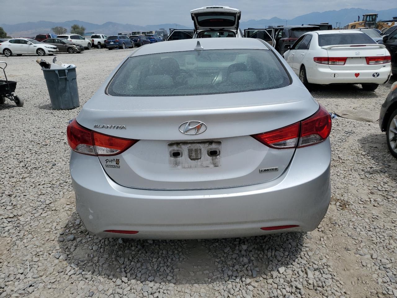 2013 Hyundai Elantra Gls VIN: KMHDH4AE8DU637546 Lot: 64985225