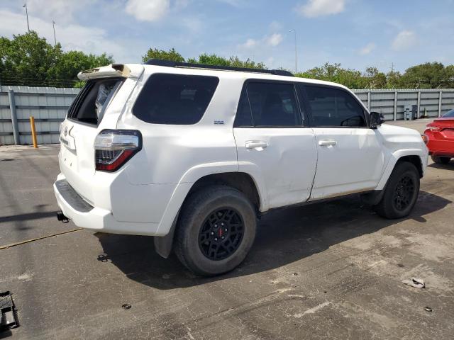 2023 TOYOTA 4RUNNER SE  
