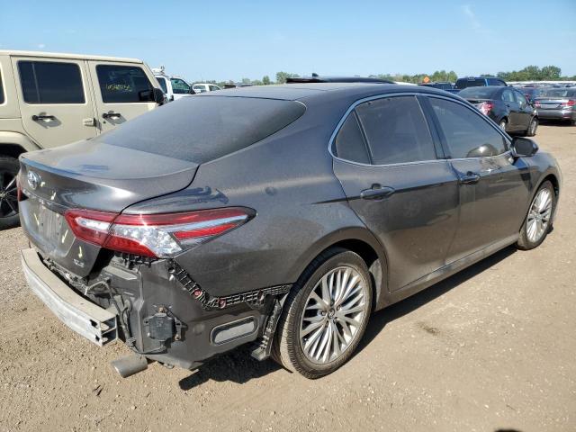  TOYOTA CAMRY 2018 Серый