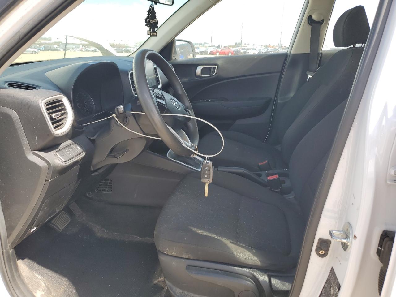 2021 Hyundai Venue Se VIN: KMHRB8A38MU114041 Lot: 63650795
