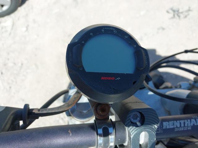 1999 YAMAHA FZS 600