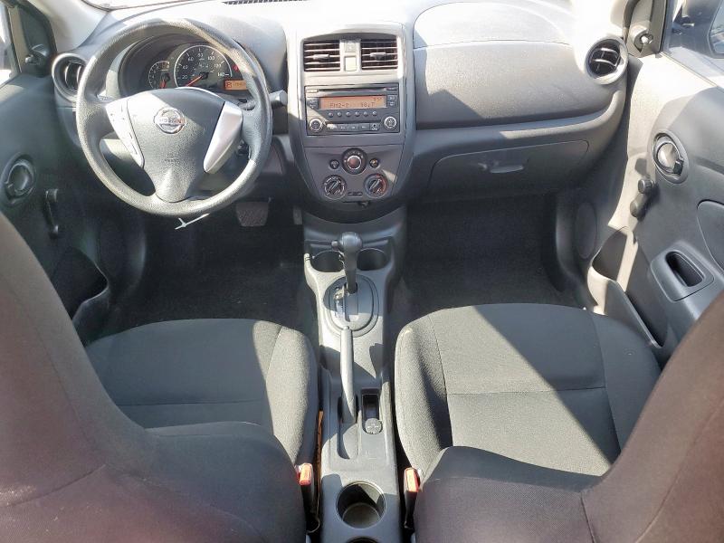  NISSAN VERSA 2015 Сірий