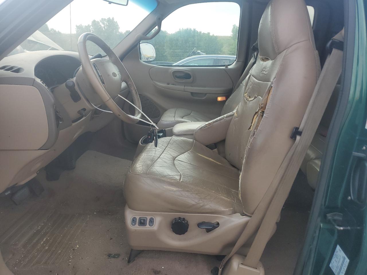 1999 Ford F150 VIN: 1FTRX18L3XKC01610 Lot: 63765885