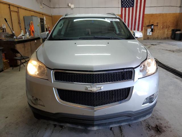  CHEVROLET TRAVERSE 2012 Srebrny