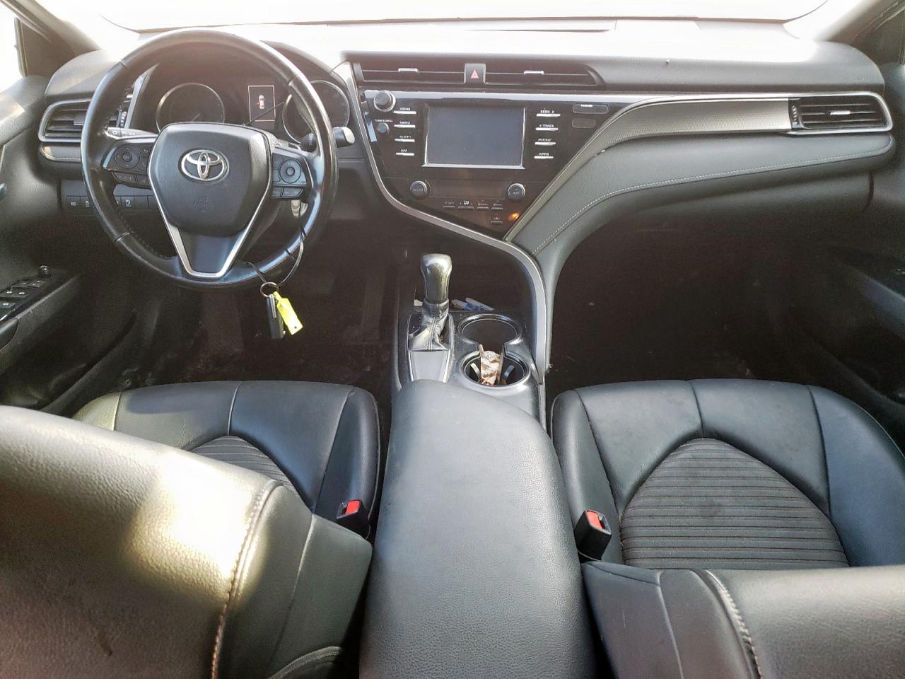 2019 Toyota Camry L VIN: 4T1B11HK7KU211558 Lot: 64284735