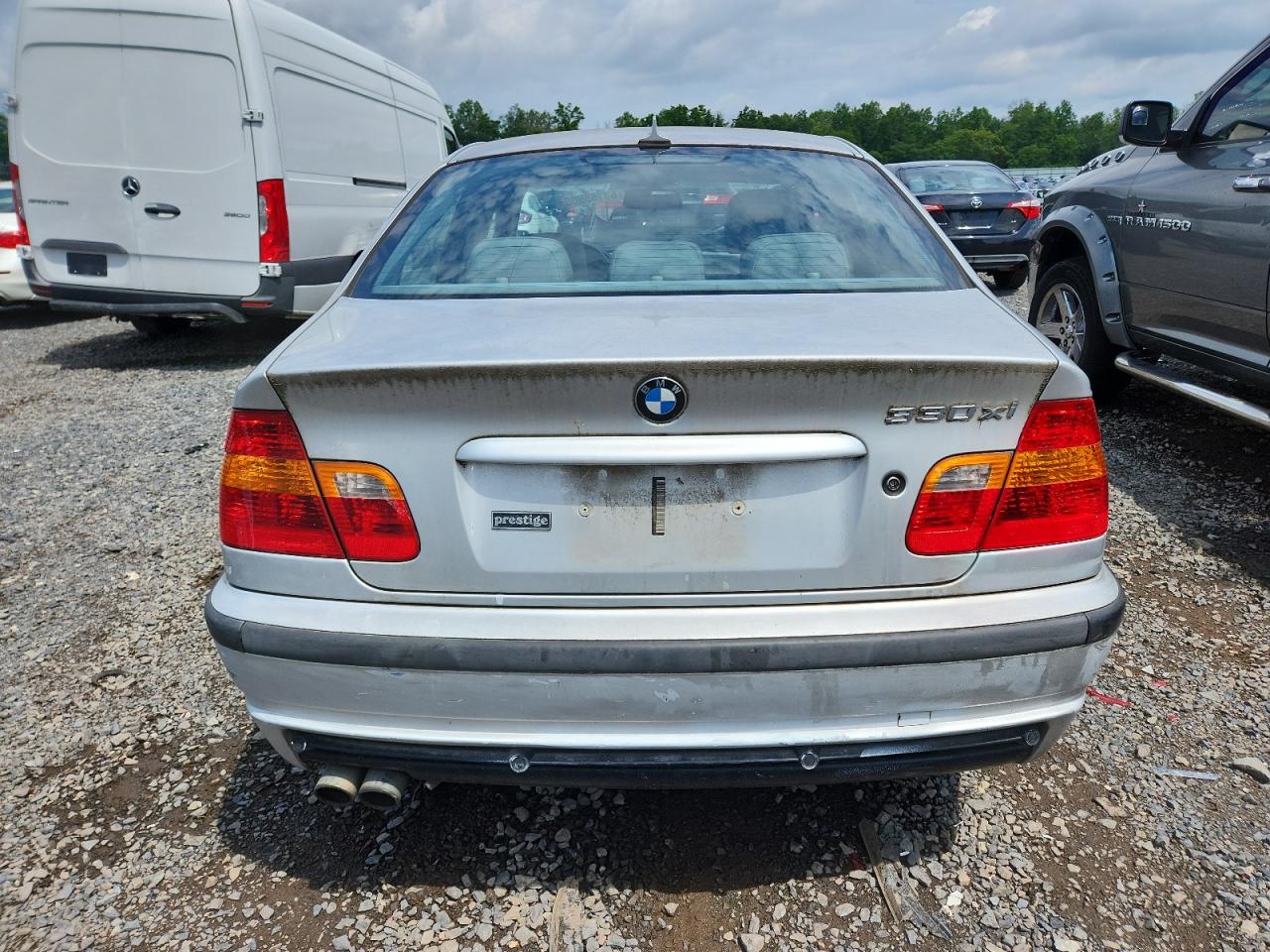 2004 BMW 330 Xi VIN: WBAEW53464PG10935 Lot: 63155905