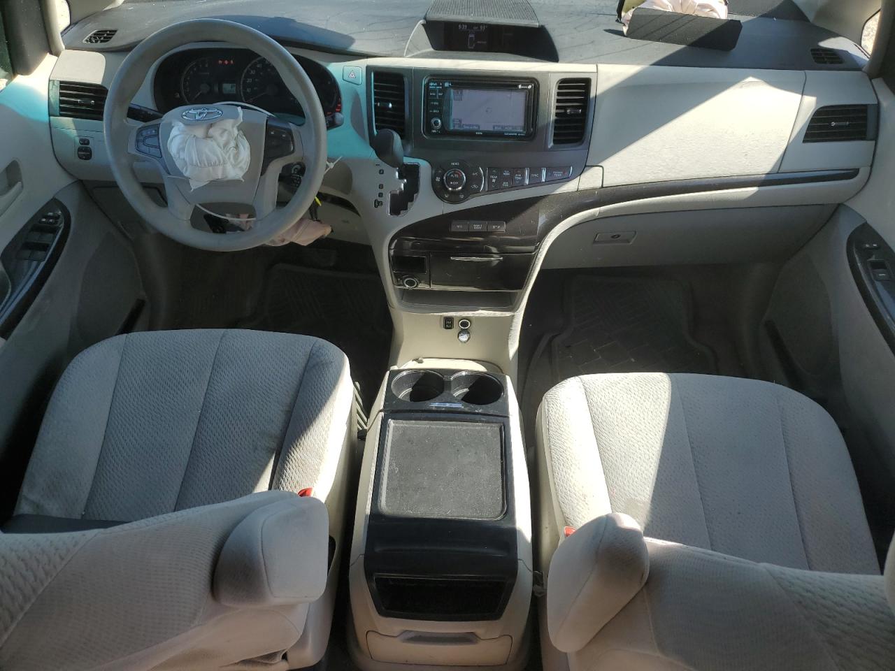 5tdkk3dc2ds380857 5TDKK3DC2DS380857 2013 Toyota Sienna Le