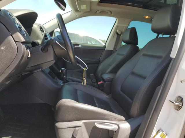 Parquets VOLKSWAGEN TIGUAN 2012 Biały