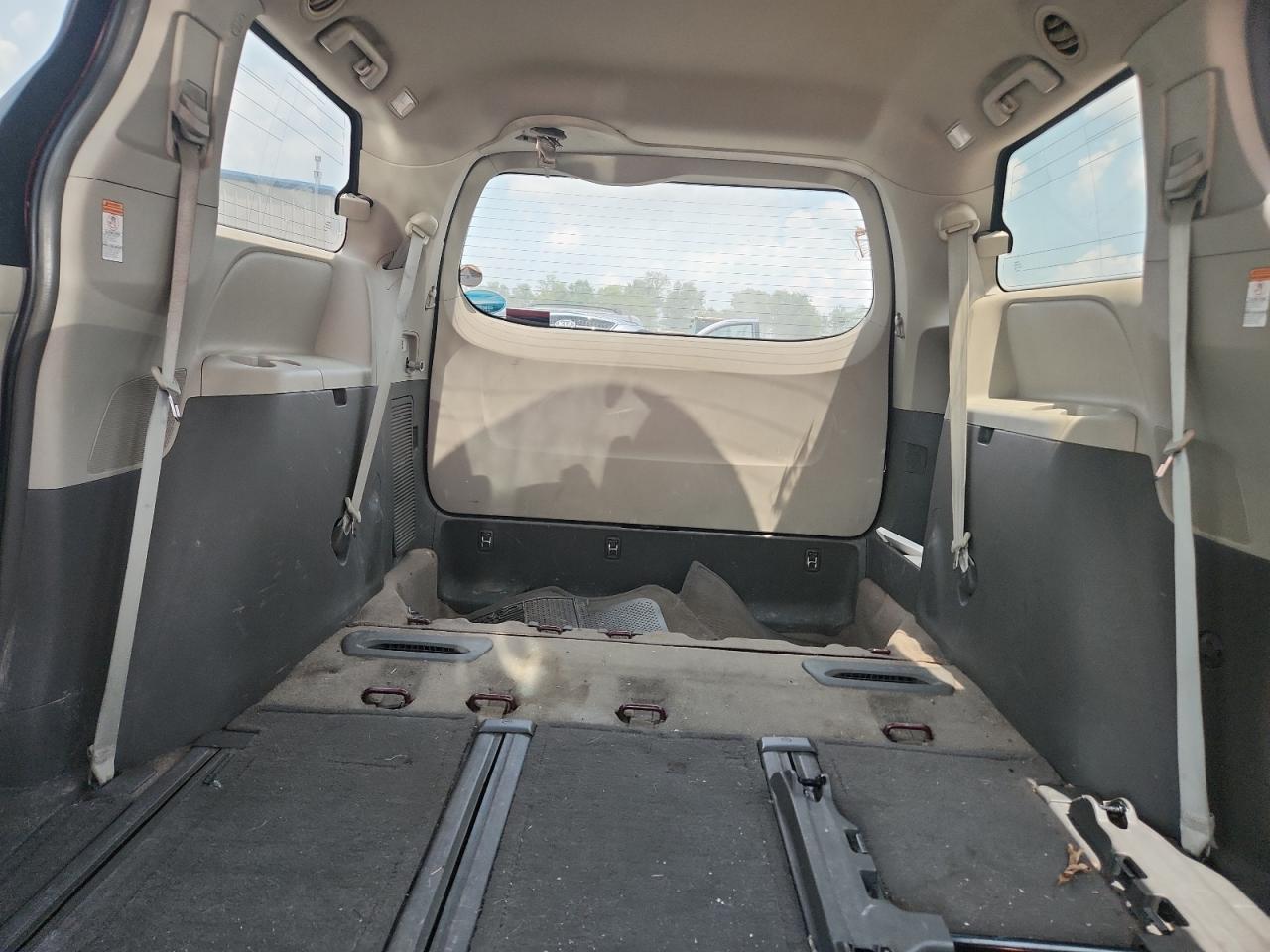 2015 Toyota Sienna VIN: 5TDZK3DCXFS687758 Lot: 63898935