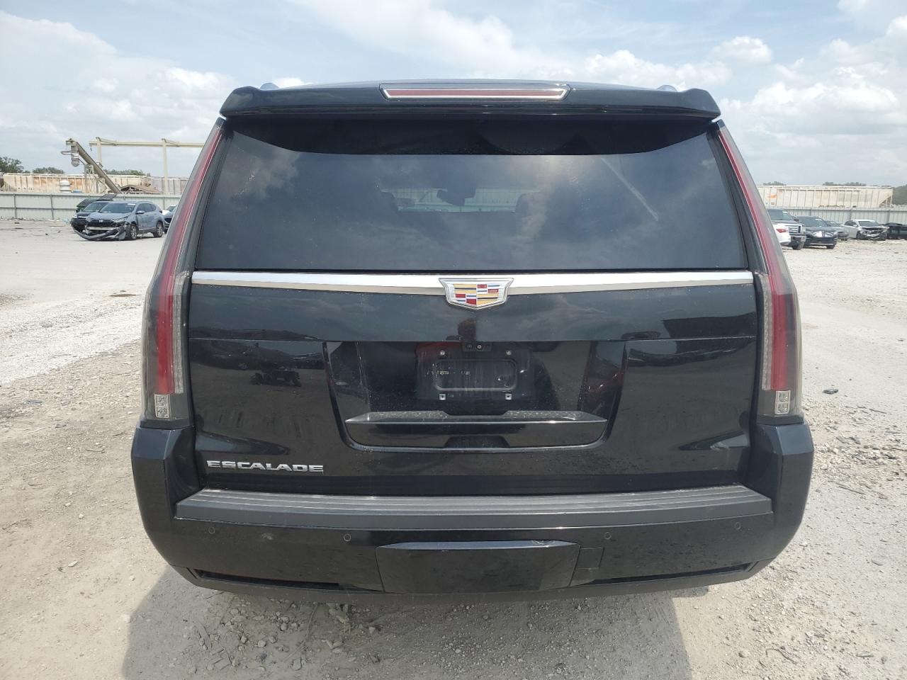 2018 Cadillac Escalade Luxury VIN: 1GYS4BKJ5JR103792 Lot: 64484985