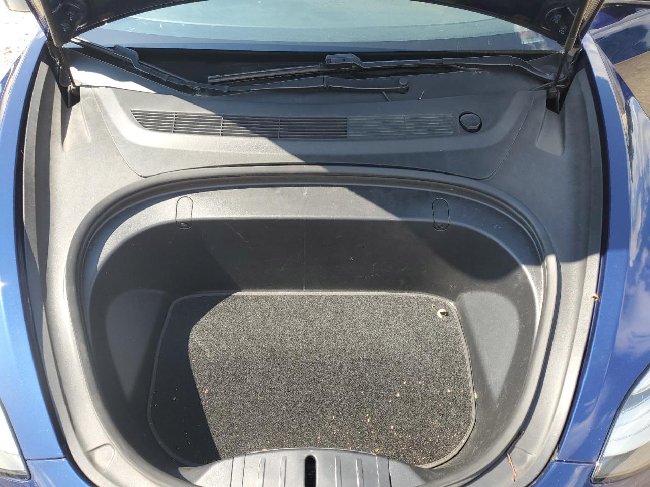 2018 Tesla Model 3 VIN: 5YJ3E1EB2JF105026 Lot: 64379275